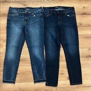 EUC 2 pairs Old Navy Rockstar Mid Rise skinny jeans